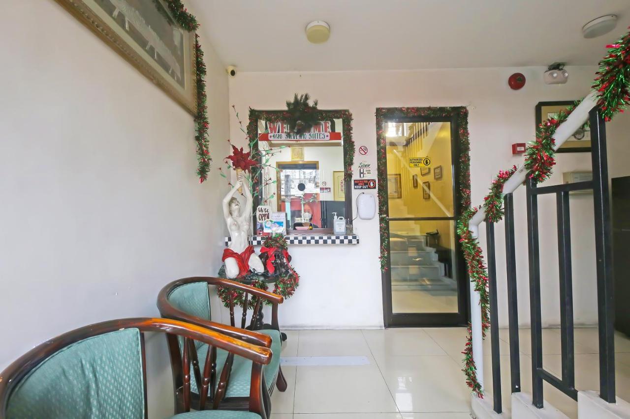 Oyo 896 Silverio Suites Манила Экстерьер фото